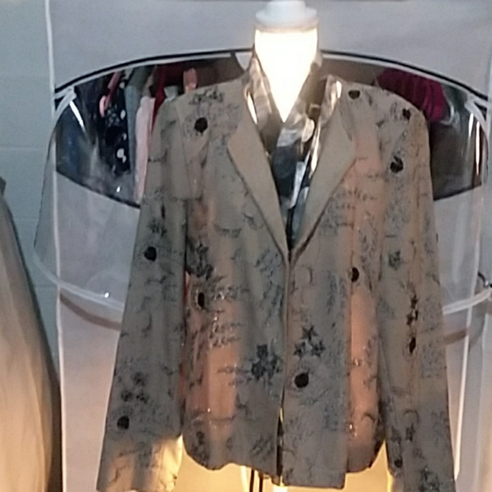 Silk cropped blazer